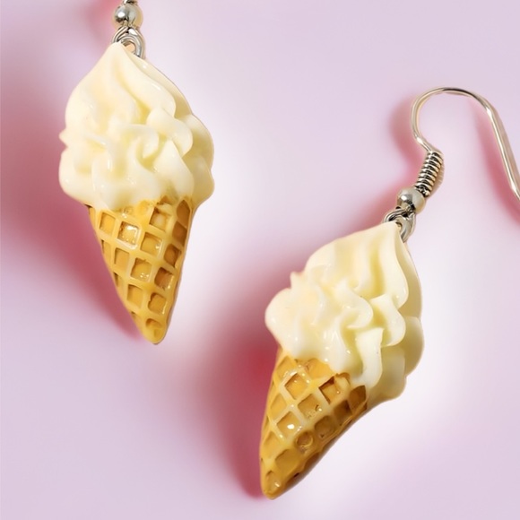 ❀ Vanilla Ice Cream Cone Novelty Minimalist Lightweight Dangle Earrings - Picture 2 of 5